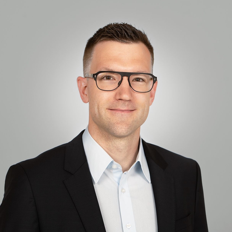Dr. Dirk Mossmann